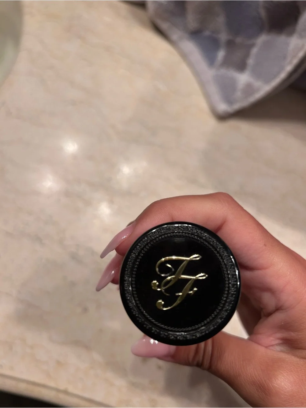 Too Faced Born This Way Foundation - Warm Tan Shade Praline